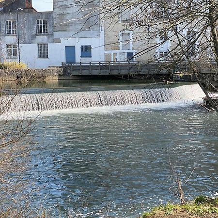 Logis Hotel Le Saint Georges Vivonne Luaran gambar