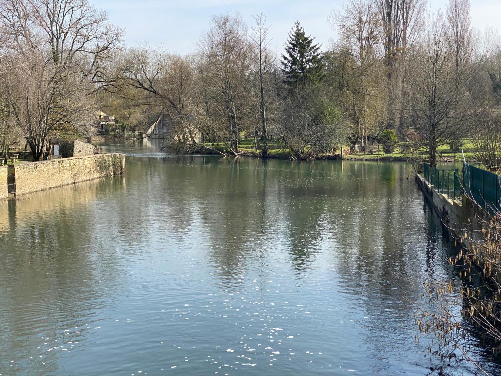 Logis Hotel Le Saint Georges Vivonne Luaran gambar