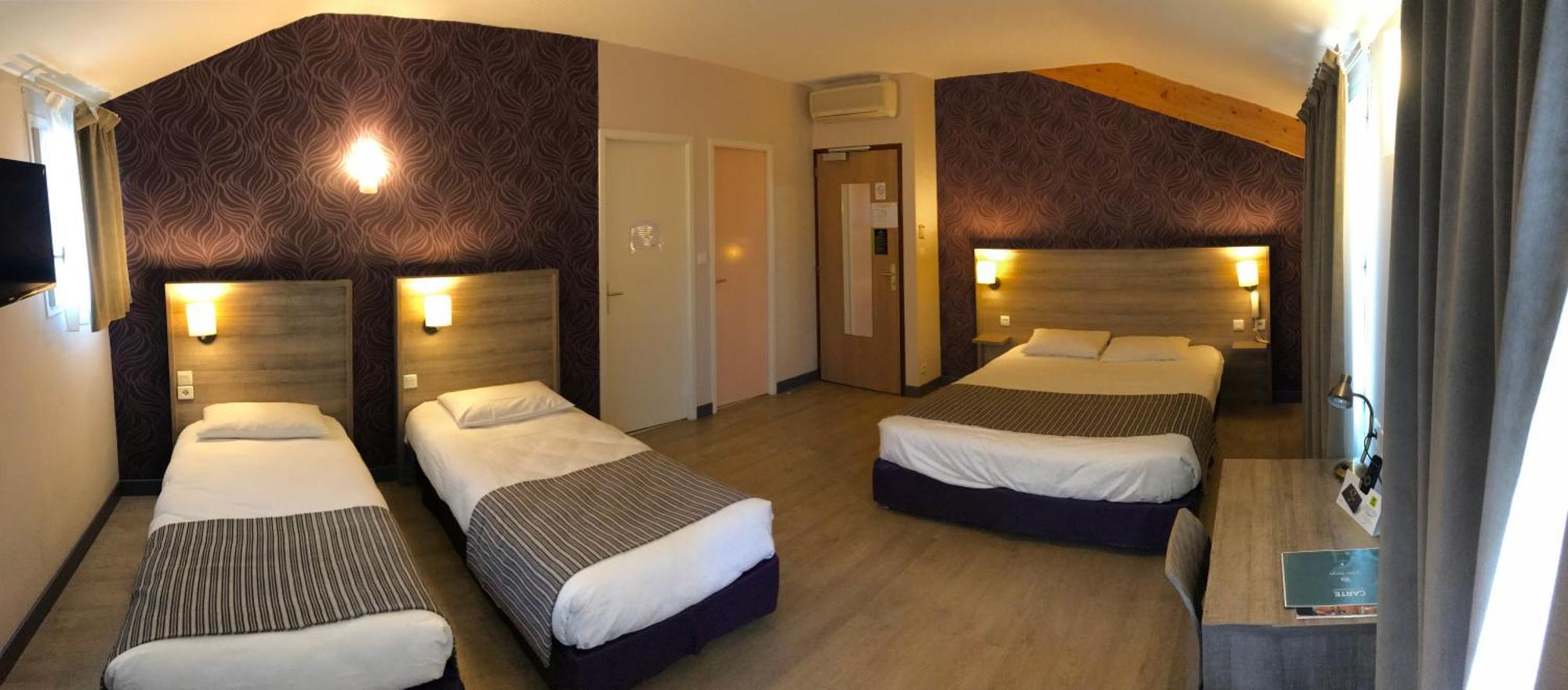 Logis Hotel Le Saint Georges Vivonne Luaran gambar