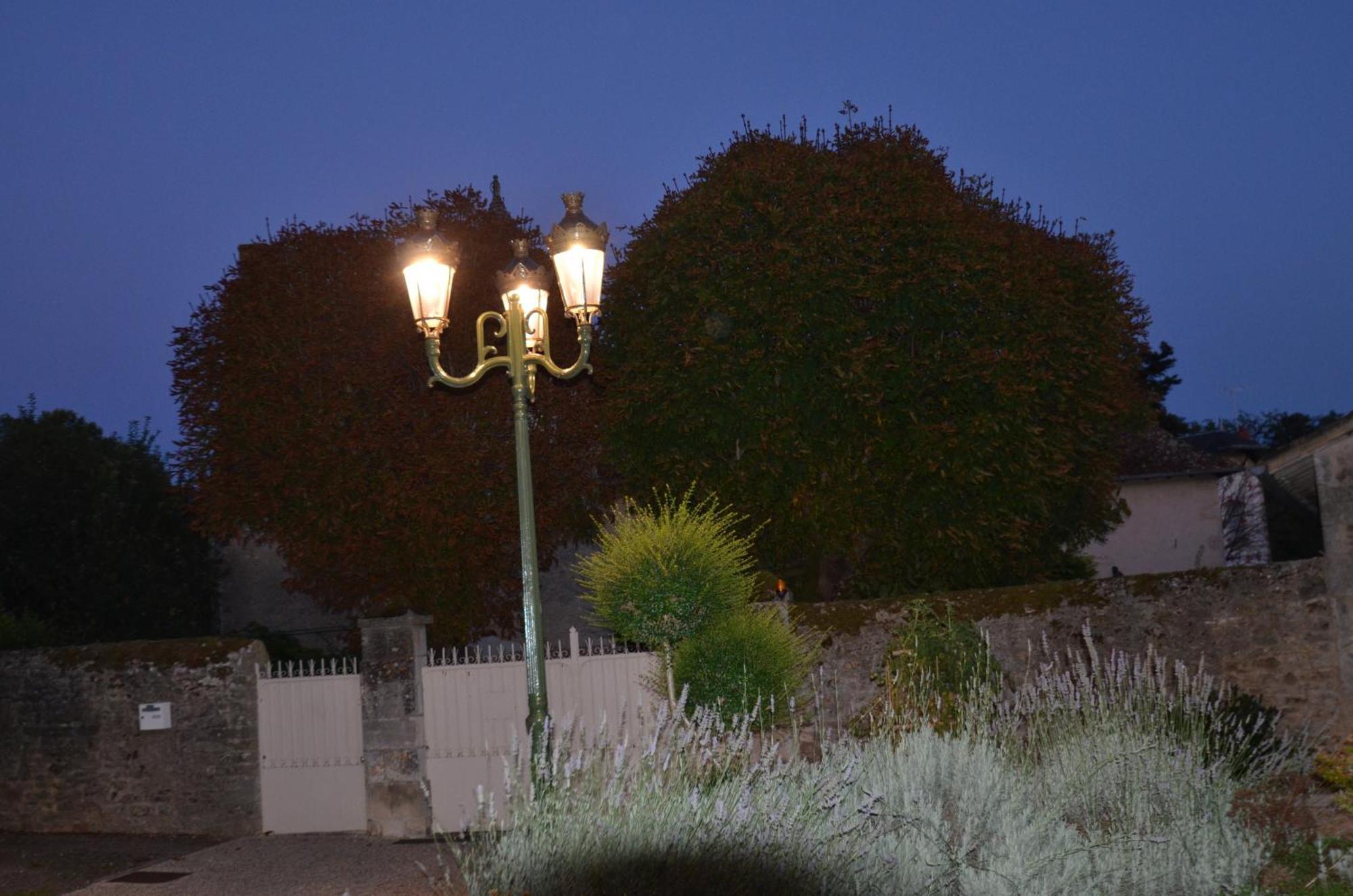 Logis Hotel Le Saint Georges Vivonne Luaran gambar