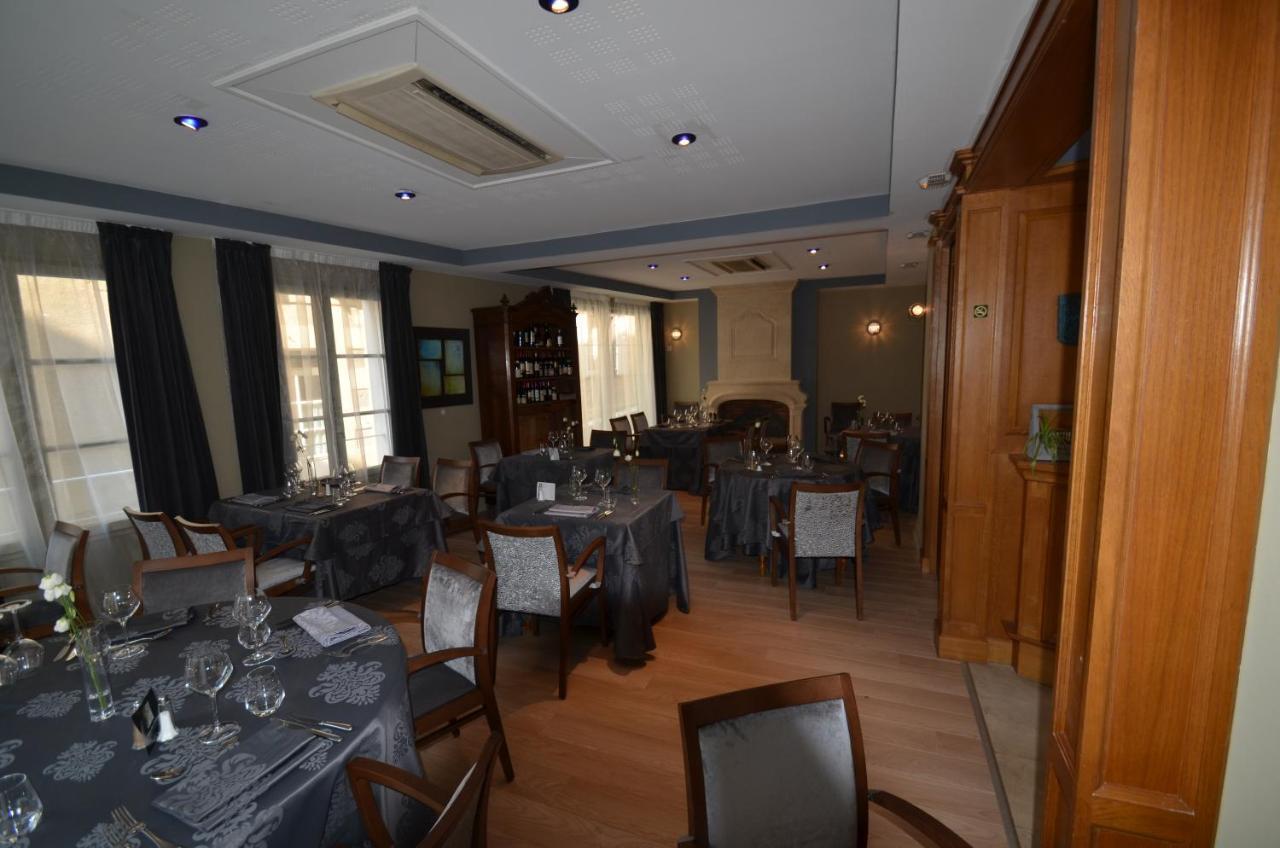Logis Hotel Le Saint Georges Vivonne Luaran gambar